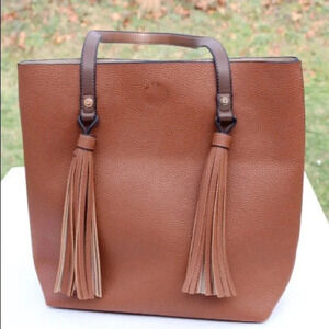 Vegan tassel tote bag